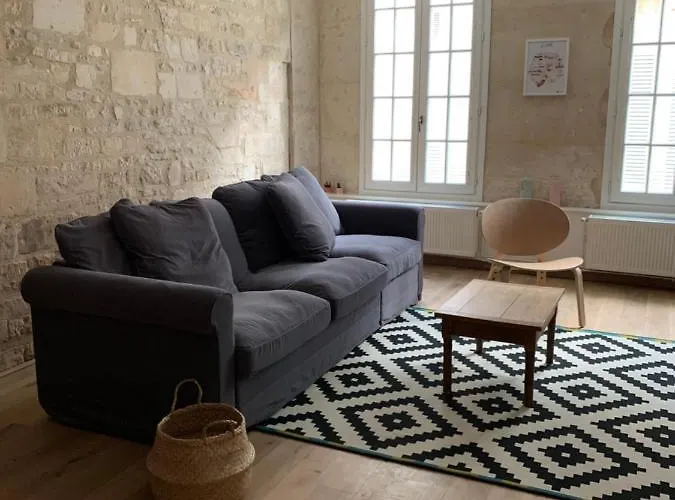 アパート Duplex 4 Pieces 110m2 Hyper Centre *