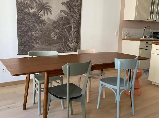 アパート Duplex 4 Pieces 110m2 Hyper Centre カーン